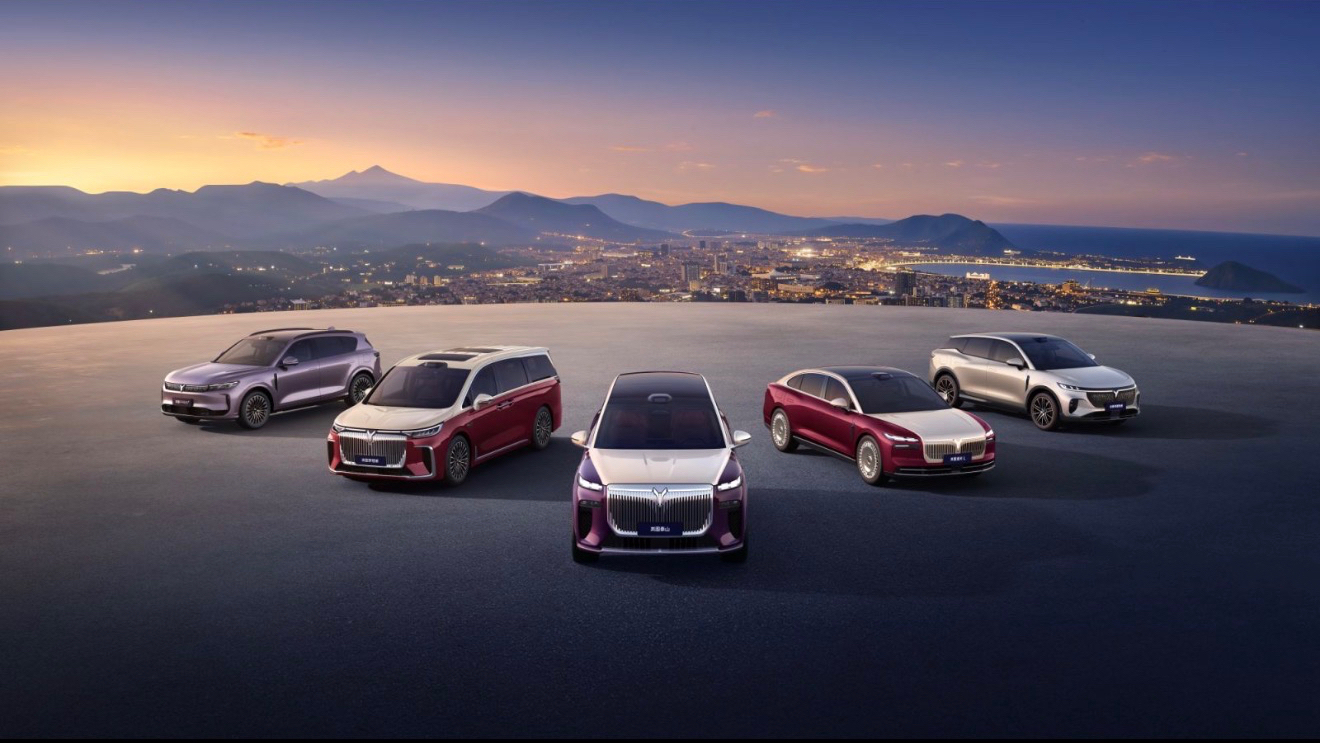 1770867988661385.jpg 0212岚图1.jpg