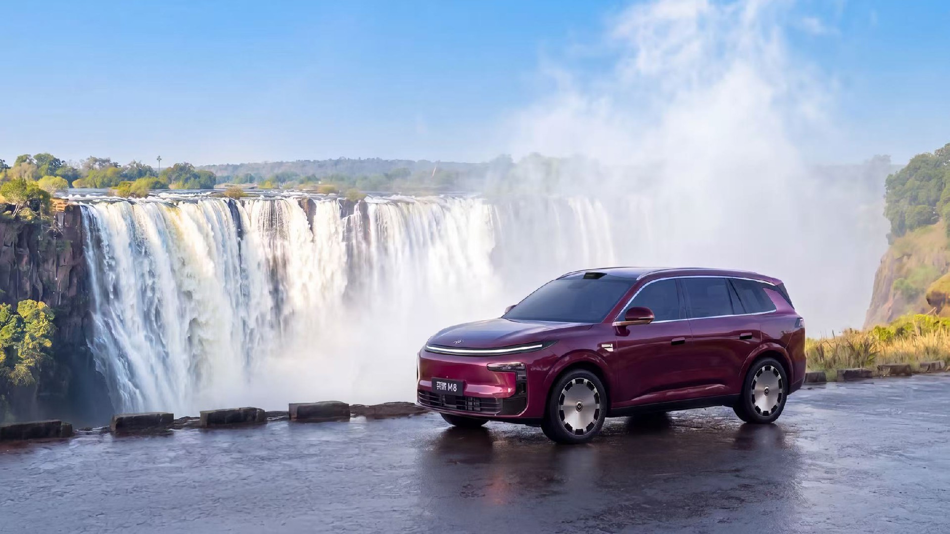 0525奕派M8.jpg
